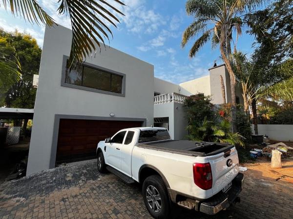 5 Bedroom House