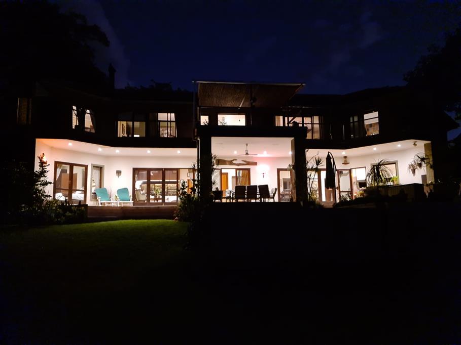5 Bedroom House