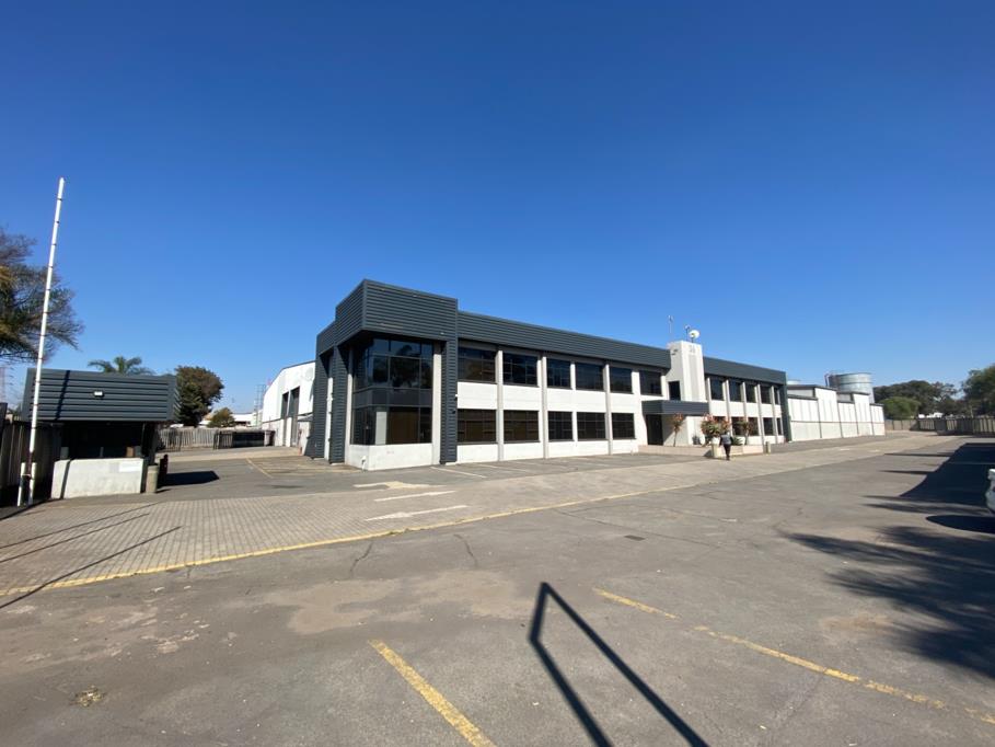 5 057 m² Industrial space