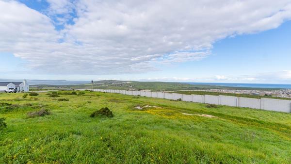 890 m² Land