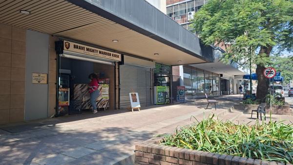 1 007 m² Commercial space