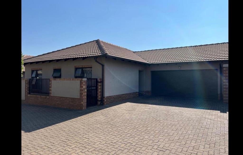 3 Bedroom Townhouse
