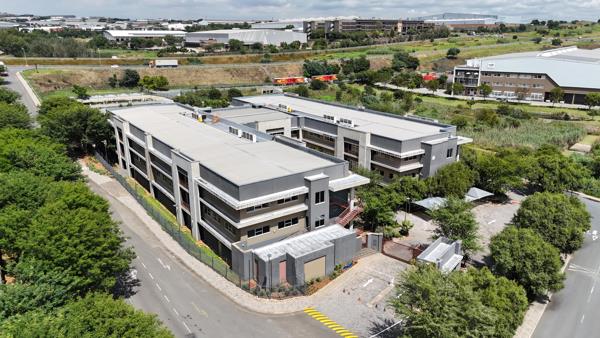 7 296 m² Commercial space