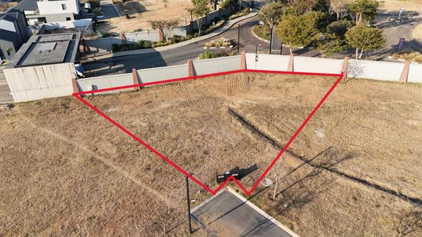 604 m² Land