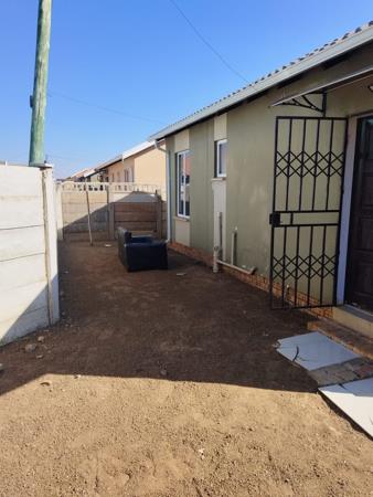 2 Bedroom House