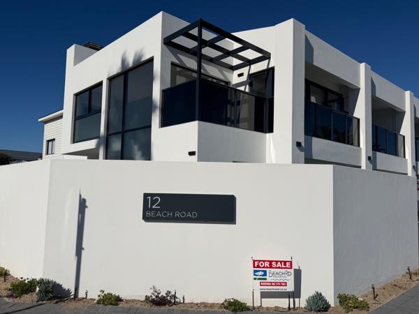 4 Bedroom Townhouse