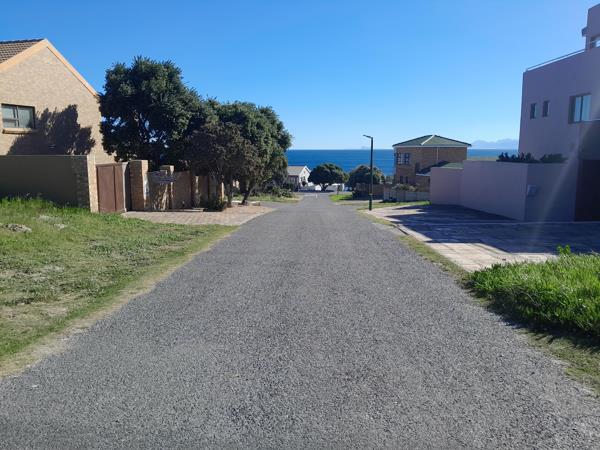 805 m² Land
