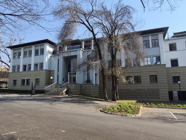 677 m² Commercial space