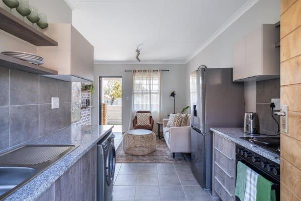 2 Bedroom House