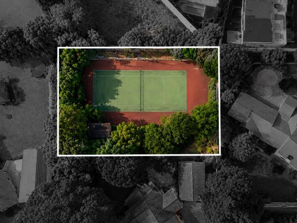 1 650 m² Land