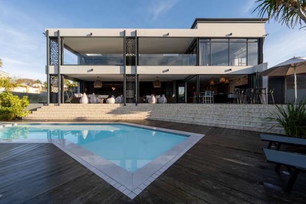 9 Bedroom House
