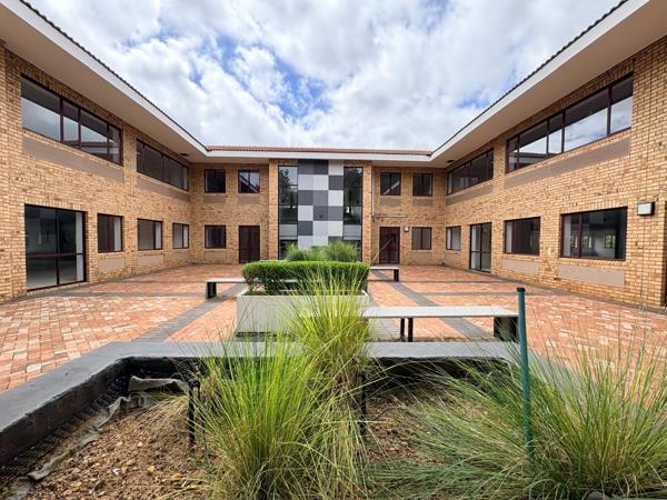 390 m² Commercial space