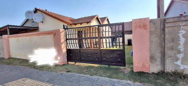2 Bedroom House