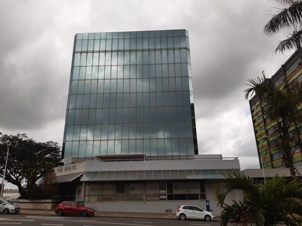 166 m² Retail Space