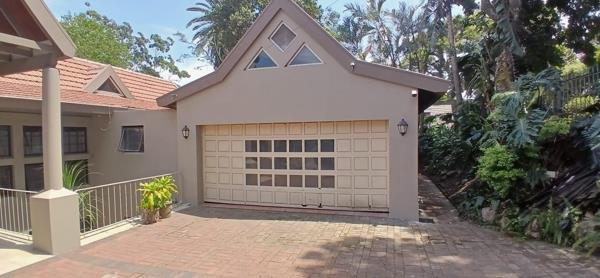 6 Bedroom House