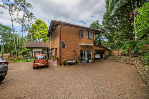 6 Bedroom House
