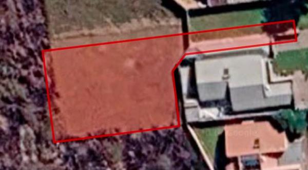 554 m² Land