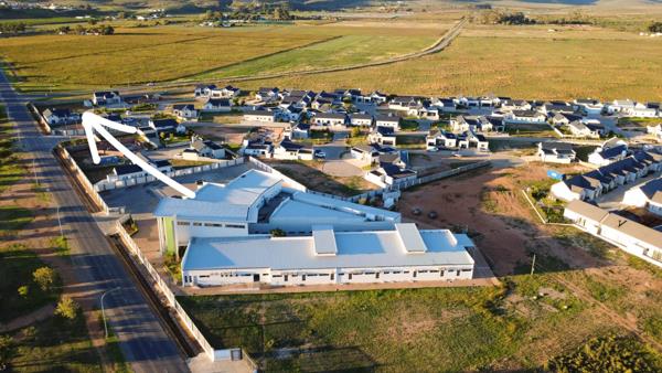 383 m² Land