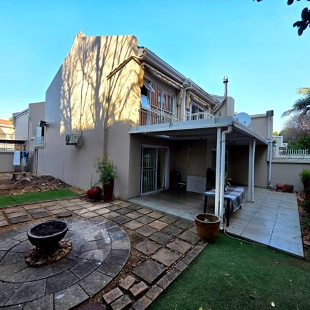 4 Bedroom Townhouse