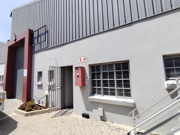 366 m² Industrial space
