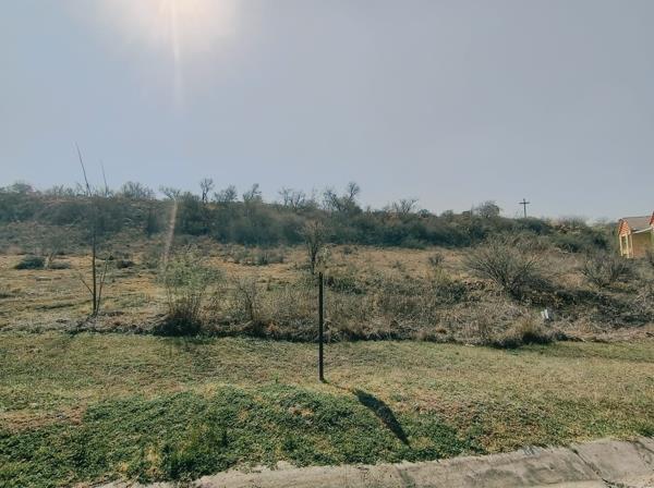 836 m² Land