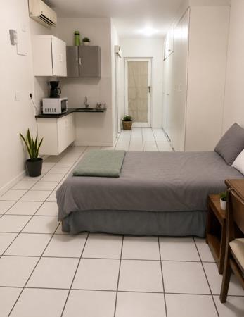 1 Bedroom Garden Cottage
