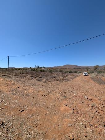 1 340 m² Land