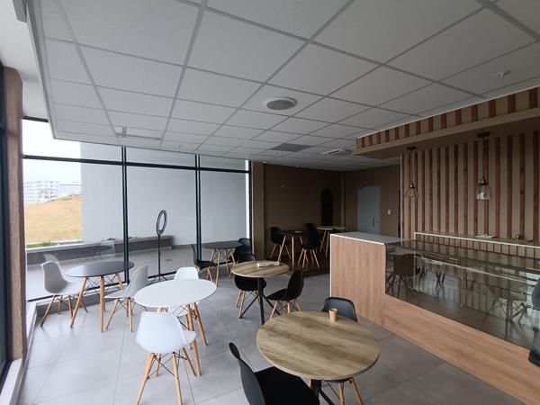 49 m² Retail Space