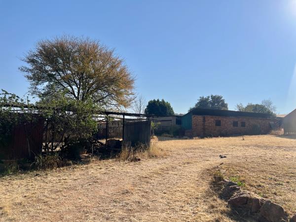 3.5 ha Smallholding