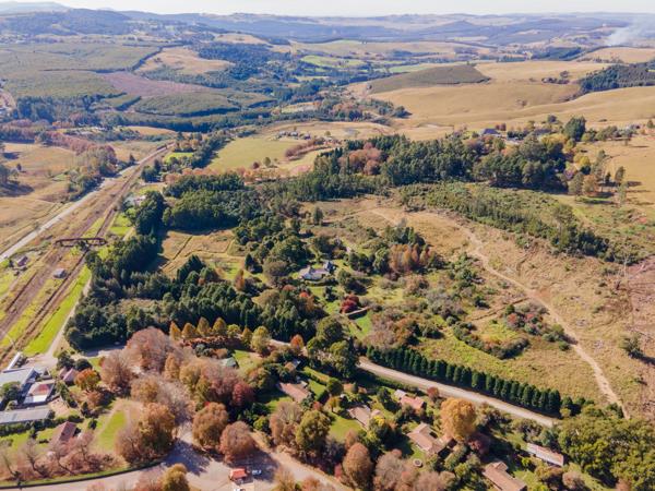 3 699 m² Land