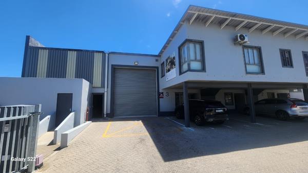 366 m² Industrial space