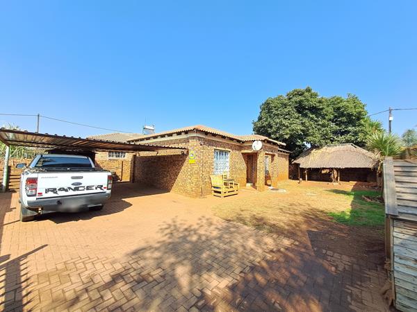 2 Bedroom House