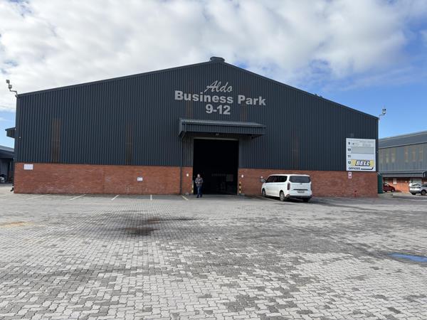 598 m² Industrial space