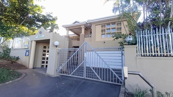 8 Bedroom House