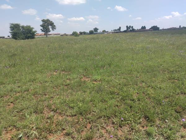 1 000 m² Land