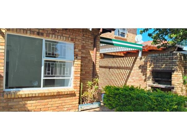 3 Bedroom Townhouse