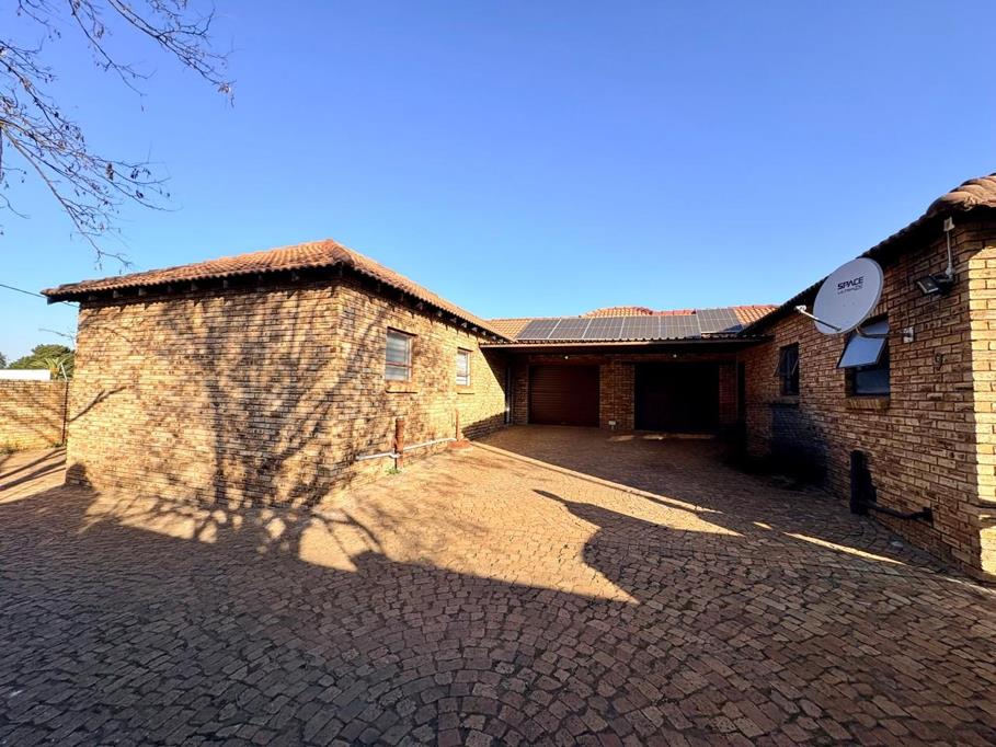 2 Bedroom Townhouse