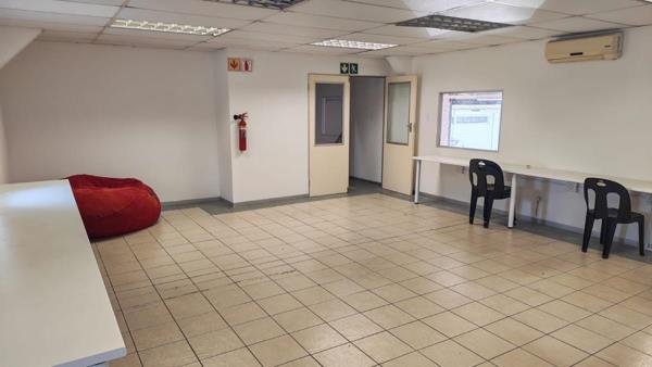 100 m² Office Space