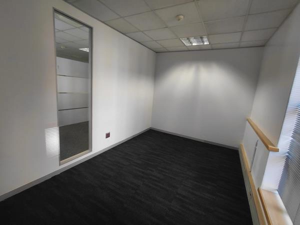429 m² Commercial space