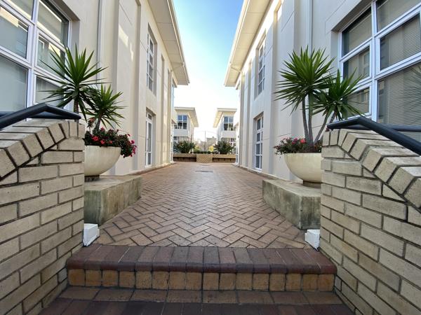 122 m² Commercial space