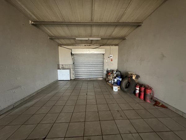 160 m² Retail Space