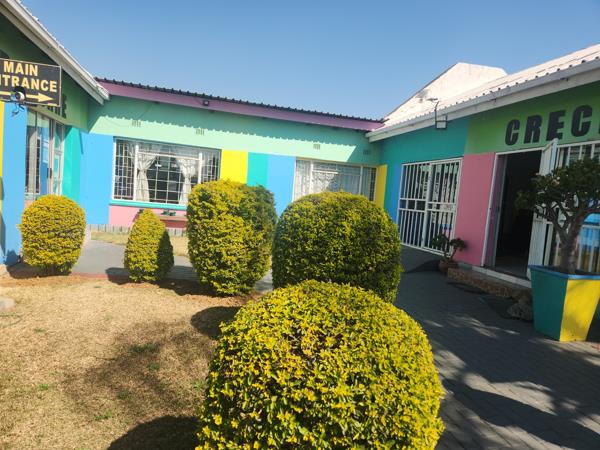 8 Bedroom House