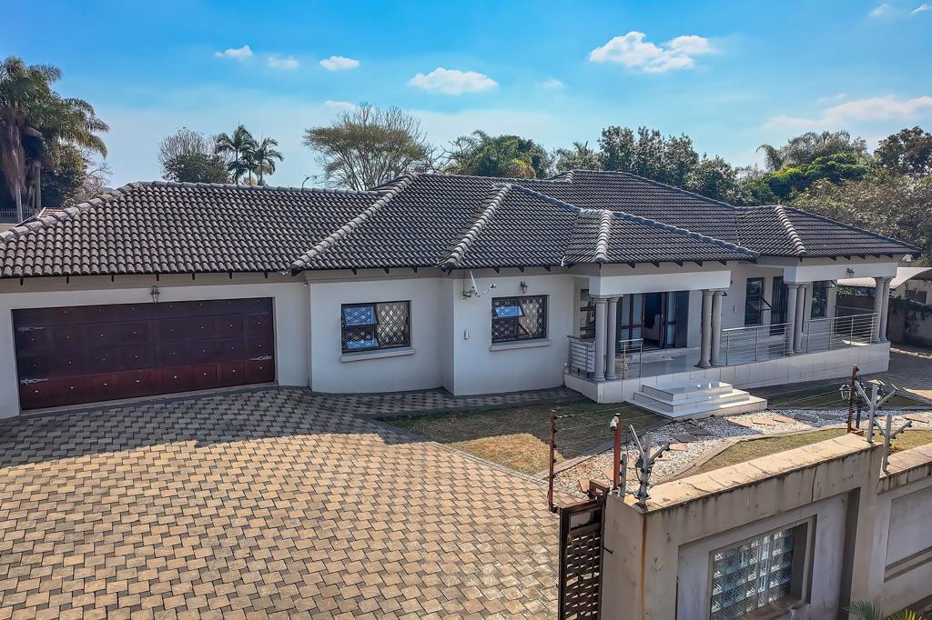 5 Bedroom House