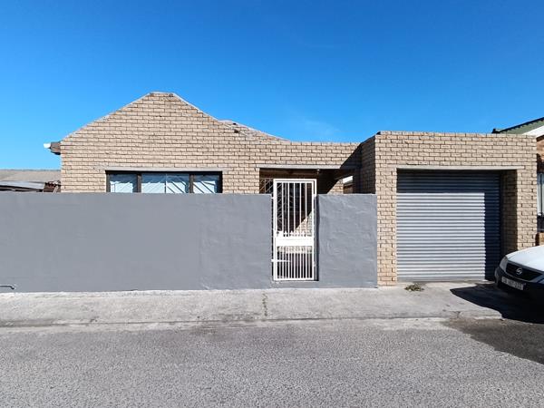 2 Bedroom House