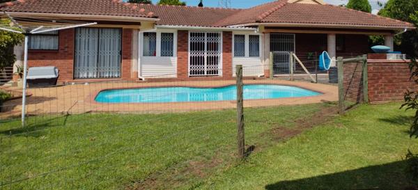 10 Bedroom House