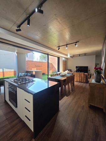 4 Bedroom Townhouse