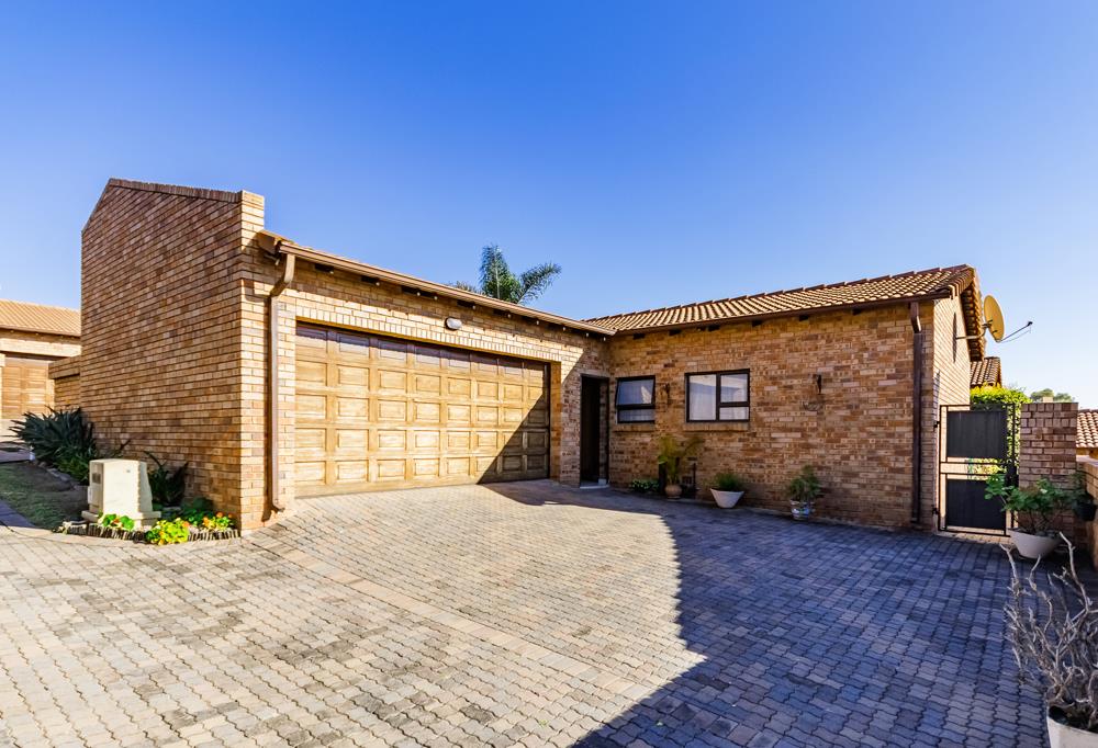 3 Bedroom Simplex
