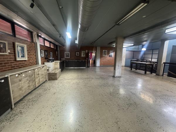700 m² Industrial space