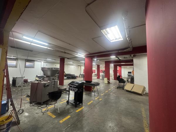 1 200 m² Industrial space