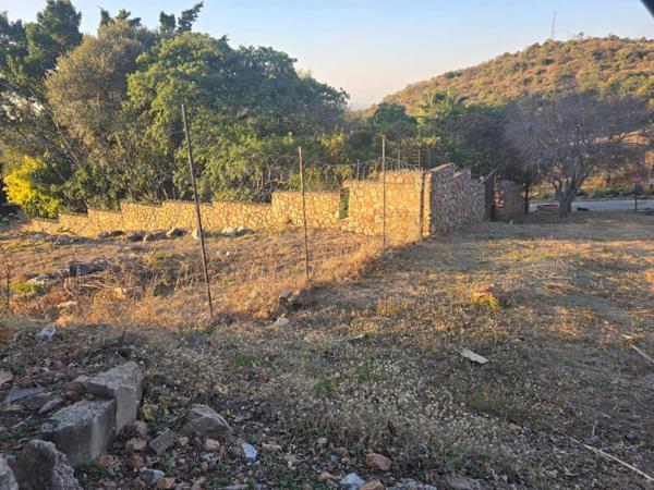 1 229 m² Land
